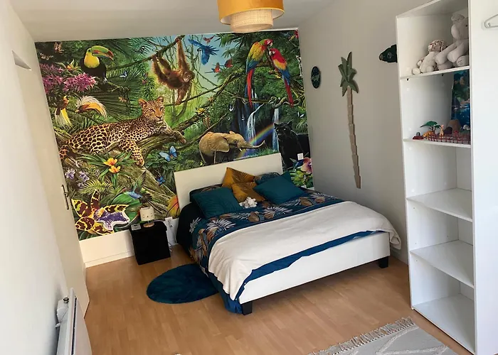 Jungle *